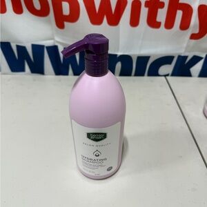 Berkley Jensen Hydrating Shampoo, Salon quality 33.8 fl oz